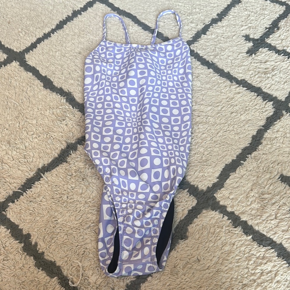 Jolyn size 32